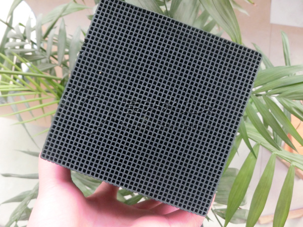 ��C����̿